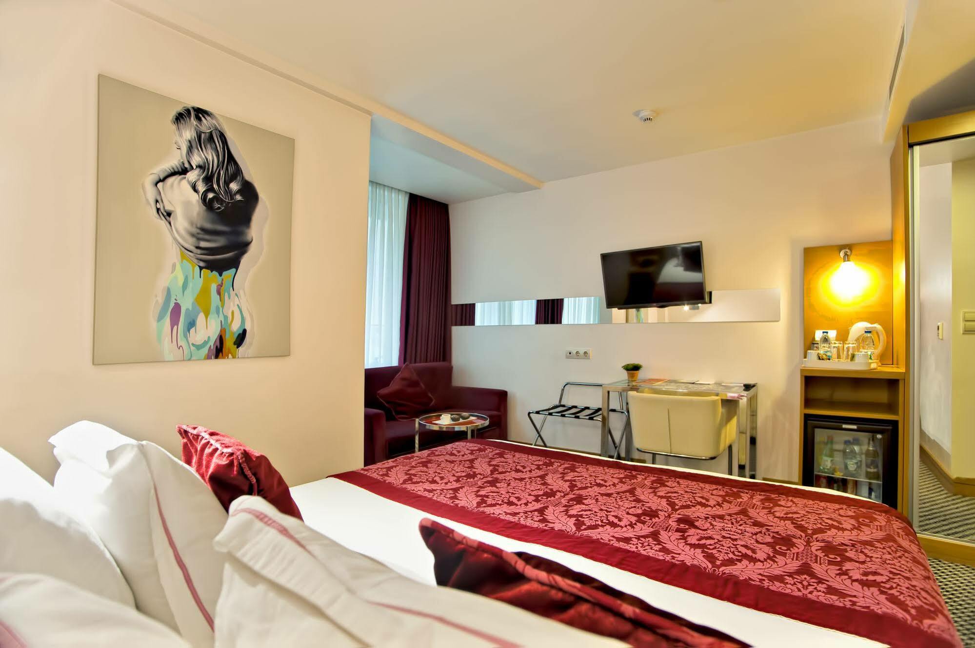 Parkhouse Hotel & Spa Istambul Exterior foto